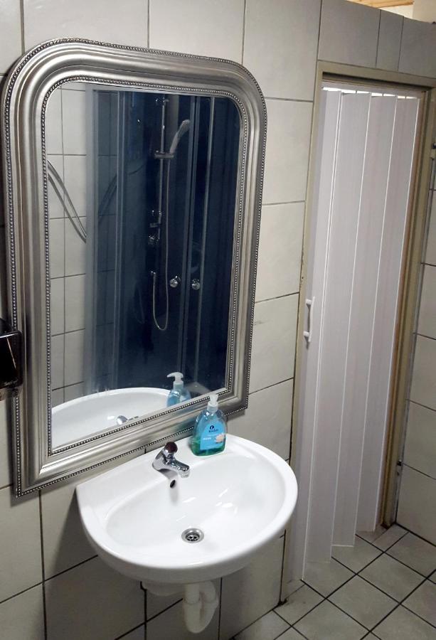 Gaestezimmer I Neo1 Staufenberg  Extérieur photo